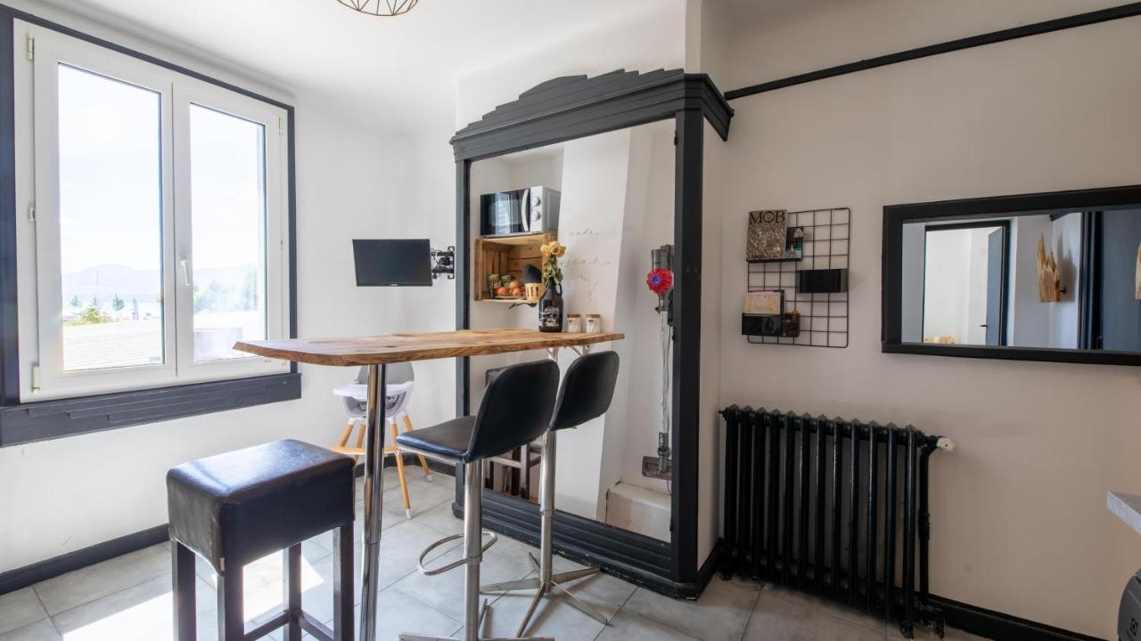 Mamie Jane Suite Deluxe Face Au Lac Tresserve 外观 照片
